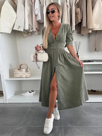 Clarina | Damen Kleid Tiefer V-Ausschnitt Seitenschlitz – Tiefer V-Neck Slit Kleid - Grün