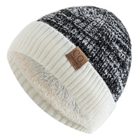 Vintage Vibe Mütze | Retro gefütterte Wintermütze mit lässigem Strickdesign - Weiß