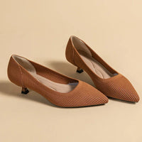 Solvei | Damen Kitten Heel Pumps Spitze Zehenpartie - Braun