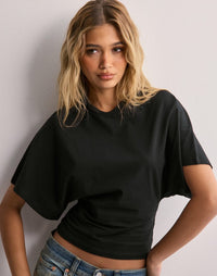 Maila | Einfaches Oberteil, starker Look - Schwarz