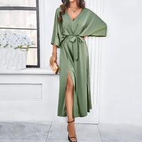 Maja | Damen Elegantes Satin Wickelkleid mit Seitenschlitz - Grün