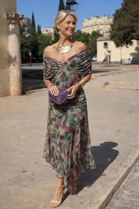 Valentina | Festliches Maxikleid mit V-Ausschnitt - Blumenstrauß