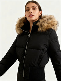 Wiebke | Gesteppte Winterjacke mit Kapuze - Schwarz